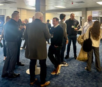 People chatting launch